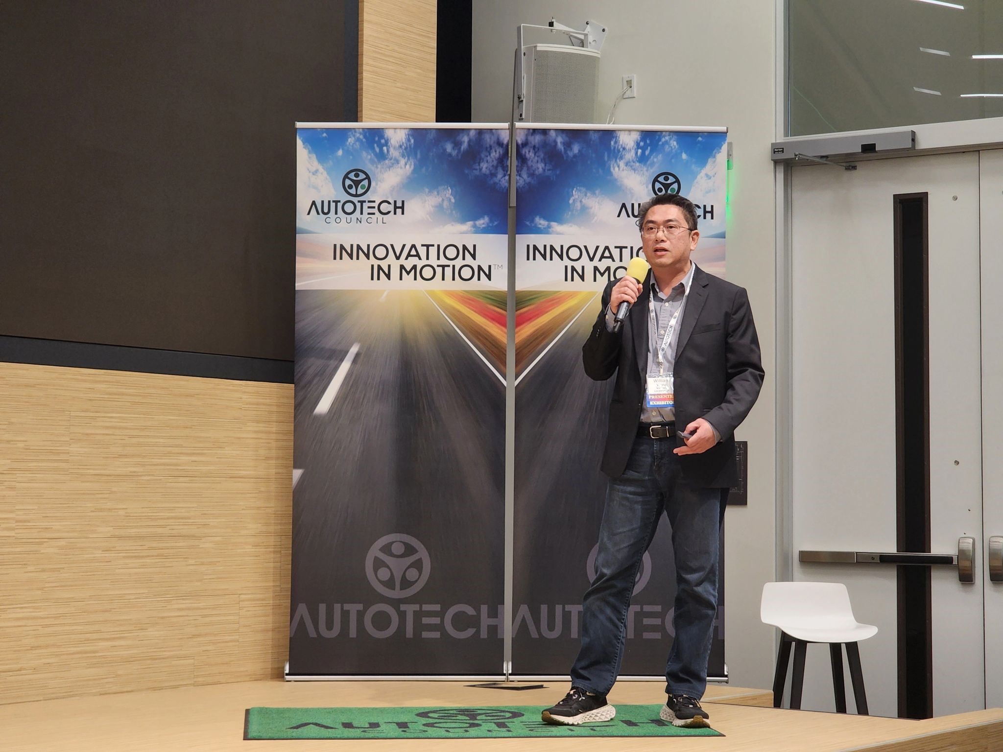 视听娱乐如何“上车”?太阳成集团tyc9728亮相硅谷汽车技术委员会论坛